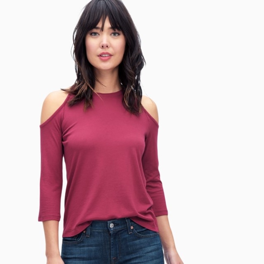 Splendid Cold shoulder top size XS NWT